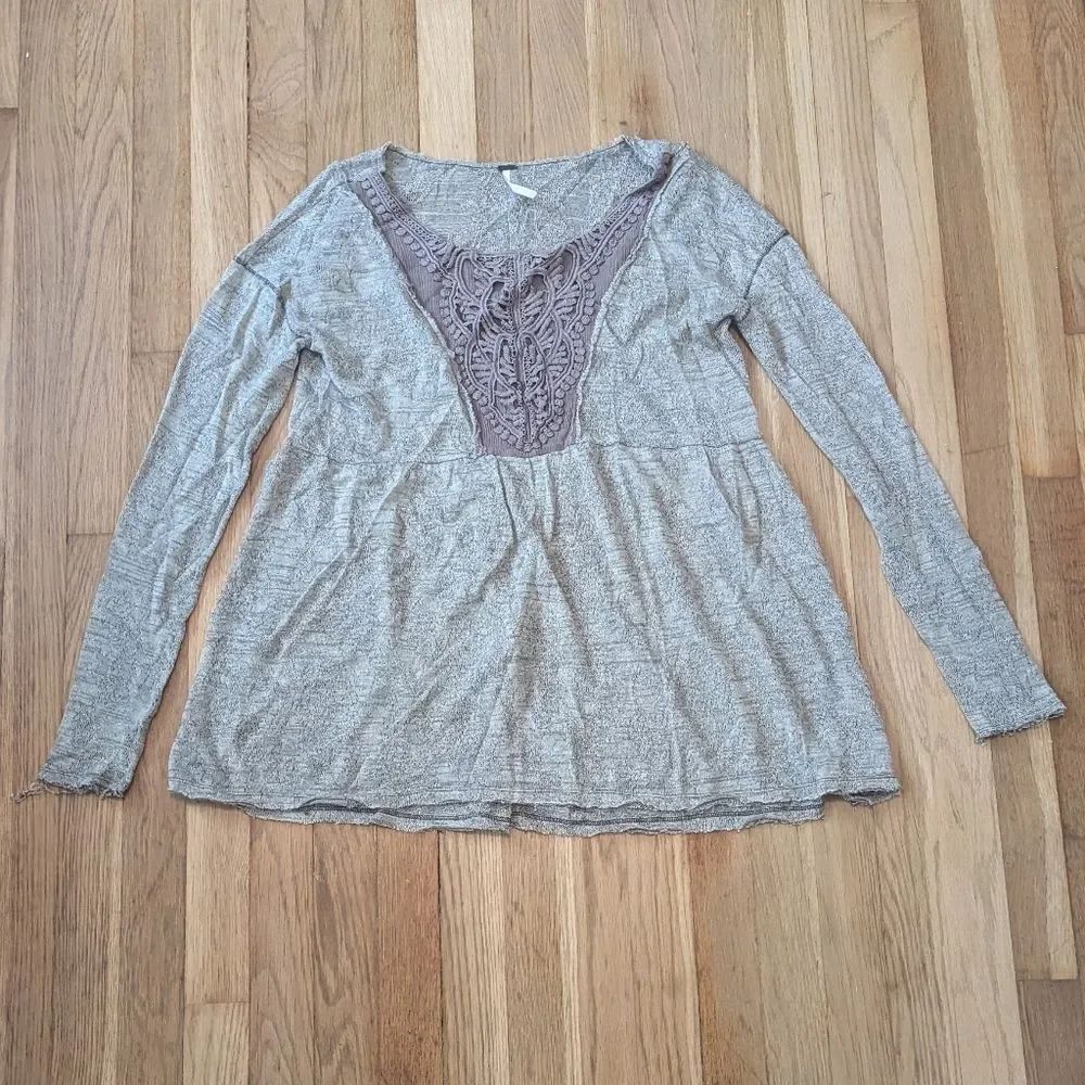 Free people gray tan babydoll lace long sleeve shirt top